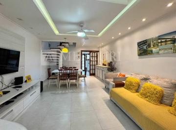 Casa · 85m² · 2 Quartos · 2 Vagas · Casa em condomínio fechado à venda na Praia da Enseada em Guarujá