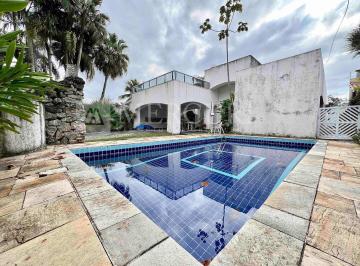 casa a venda no guarujá no costão do pernambuco, ofertada por imobiliárias em guarujá especializadas em alto padrão. · Casa no Guarujá, Balneário Praia do Pernambuco, 3 Suítes- Mercuri Imóveis - Imobiliária no Guarujá