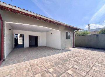 Diversas casas a venda no Guarujá na Praia da Enseada, ideais para sua família, apresentadas por imobiliárias em Guarujá. · Casa no Guarujá, Enseada, 3 Quartos, Sendo 1 Suíte e 300 metros da Praia - Mercuri Imóveis - Imobili