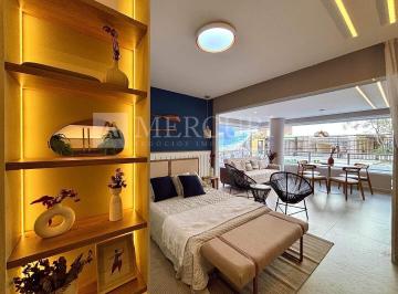 Desfrute de apartamentos a venda no Guarujá na Praia das Astúrias, ideais para quem busca tranquilidade, com a ajuda de uma imobiliária em Guarujá. · Apartamento à venda, Praia das Astúrias, 1 Quartos e Prédio com Lazer - Mercuri Imóveis - Imobiliári