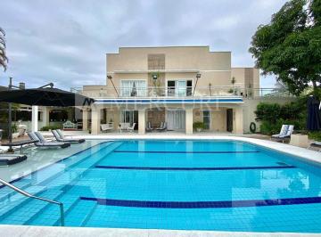 Casa · 720m² · 5 Quartos · 6 Vagas · Casa no Guarujá, Jardim Acapulco, Condomínio Fechado, 5 Suítes, Espaço Gourmet e Piscina e Churraque