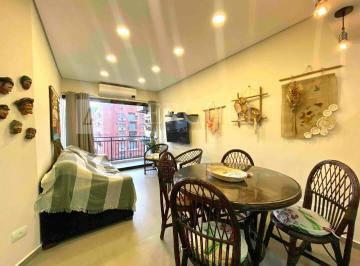 Veja apartamentos a venda no Guarujá na Praia do Tombo, uma das praias mais charmosas, com o apoio de imobiliárias em Guarujá. · Apartamento no Guarujá, Tombo, Reformado, 1 Suíte - Mercuri Imóveis - Imobiliária no Guarujá