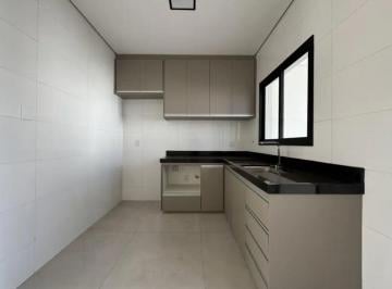 Casa de 3 quartos, Ribeirão Pires · Casa de 165 m² com 3 quartos à venda em Centro Alto