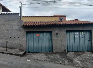 Casa de 8 quartos, Santa Luzia · O imóvel é composta de 7 imóveis com garagem pra três carros
