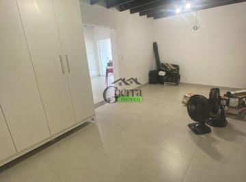 113520-0.jpeg · Linda casa em Bairro central (apenas comercial)