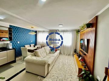 Casa · 145m² · 3 Quartos · 2 Vagas · Casa Triplex em Villagio , três quartos sendo duas suítes, bairro do Marapé, porteira fechada, Santo