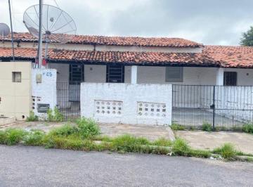 Casa de 2 quartos, Paulo Afonso · Casa próxima do Campus da UNIVASF, com 2/4, área total 136m², bairro Centenário