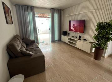 Casa de 3 quartos, Aracaju · Casa reformada na Aruana com 3 quartos, piscina e área gourmet - 190m²