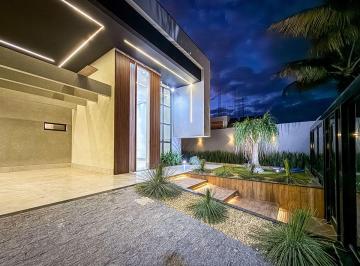 Casa de 4 quartos, Vicente Pires · Casa Imponente de 490 m² com 4 Suítes e 3 Closets em Vicente Pires