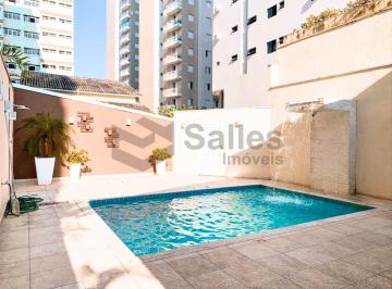 Foto 01 · Casa térrea com piscina e espaço gourmet - Astúrias.