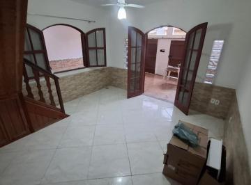 202608111436064776.jpeg · Casa para Venda em Macaé, Aeroporto, 2 dormitórios, 1 suíte, 2 banheiros, 3 vagas
