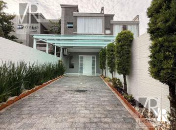 Foto 01 · Sobrado Mobiliado com 3 Dormitórios à Venda em Camboriú | 117 m²