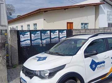 Casa · 70m² · 3 Quartos · 2 Vagas · Casa com 3 quartos no Pacheco pátio compartilhado