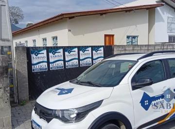 Casa · 70m² · 3 Quartos · 2 Vagas · Casa com 3 quartos no Pacheco pátio compartilhado