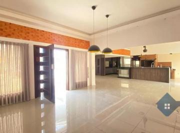 Casa · 225m² · 4 Quartos · 4 Vagas · Casa para aluguel, 4 quarto(s), Centro, Palhoça