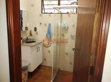 Casa · 209m² · 2 Quartos · 13 Vagas · Casa à Venda com 357 m² de Terreno | 2 Frentes | Até 13 Vagas