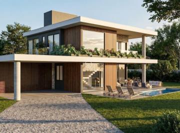 Casa · 316m² · 4 Quartos · 6 Vagas · Casa à venda no bairro São Luiz, com piscina e vista para o pôr do sol