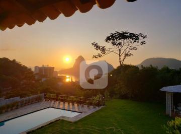 Casa · 5570m² · 3 Quartos · 3 Vagas · Casa de 4 quartos em Botafogo