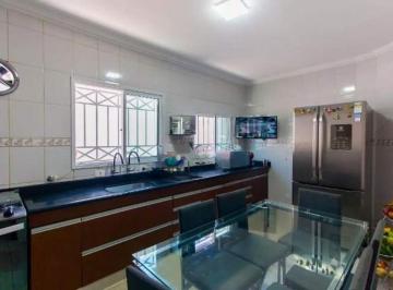 Casa de 4 quartos, Campinas · Casa é venda 4 dormitórios em Cidade Universitária, Campinas -SP
