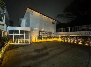 Casa · 600m² · 14 Quartos · 10 Vagas · Linda casa venda ou locação Jardim América Built to Suit | 600 m² | 10 vagas