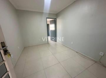 Casa · ALUGA-SE CASA C/GARAGEM NA QD. 29 - SETOR LESTE - GAMA/DF