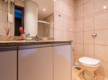 08b5ba84-43fa-494c-9646-228d382562e8 · Versátil casa para venda em Campo Belo com 3 quartos, sendo 3 suítes, 345m²