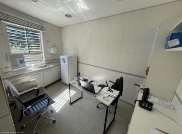 Comercial · 60m² · Sala Comercial para alugar em Vila Guedes De Azevedo de 60.00m²