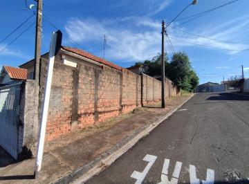 Terreno de 3 quartos, Botucatu · Terreno para venda em Vila Bela Vista de 886.00m² com 3 Quartos e 2 Garagens