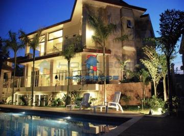 Casa · 652m² · 5 Quartos · 4 Vagas · Casa de Condomínio para venda e aluguel em Alphaville de 652.00m² com 5 Quartos, 5 Suites e 4 Garage