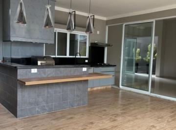 Casa · 260m² · 3 Quartos · 2 Vagas · Casa de Condomínio para venda em Villaggio Ii de 260.00m² com 3 Quartos, 3 Suites e 2 Garagens