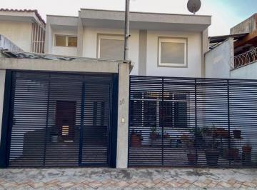 144a9951-0412-443c-9350-72ae78118037 · Imperdível casa de vila para venda em Campo Belo com 3 quartos, sendo 3 suítes, 172m²
