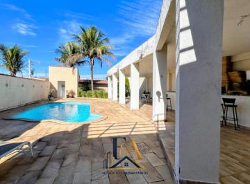Casa de 4 quartos, Taubaté · Casa com 4 Suítes, Piscina e Área Gourmet à Venda no Jardim Paulista – Taubaté/SP
