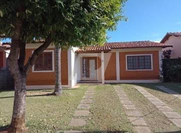 Foto 01 · Locação de Casa em Condomínio em Piracicaba-SP, 3 quartos, 1 suíte, 2 salas, 1 banheiro, 2 vagas, 1
