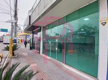 Comercial · 120m² · Sala comercial para locação no Centro de Balneário Camboriú.