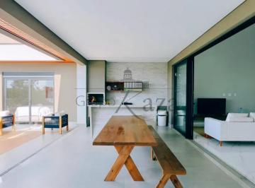 Casa · 553m² · 4 Quartos · 4 Vagas · Casa em Condomínio - Urbanova - Condomínio Alphaville II - 4 Dormitórios - 553m².