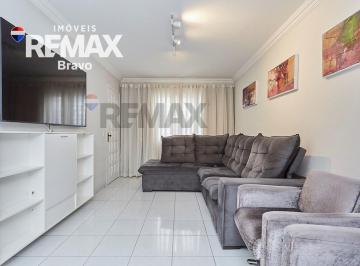 Casa · 140m² · 3 Quartos · 3 Vagas · Sobrado Reformado com 03 quartos, em Ouro Fino, São José dos Pinhais