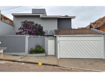 Casa · 319m² · 3 Quartos · 3 Vagas · Casa à venda com 3 suítes no Jardim Samambaia - Jundiaí SP
