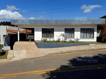 Casa · 120m² · 3 Quartos · 2 Vagas · Casa em Centro, Carambeí