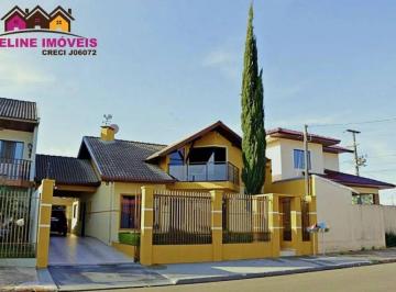 Casa · 200m² · 3 Quartos · 2 Vagas · Casa em Centro Civico, Carambeí