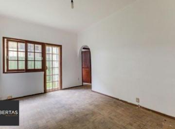 Apartamento · 54m² · 2 Quartos · Apartamento no Partenon térreo de 2 dormitórios e 2 pátios DESOCUPADO