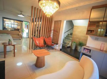 Casa · 330m² · 4 Quartos · 4 Vagas · Sobrado no Tatuapé Impecável - 4 Suítes + 4 Vagas