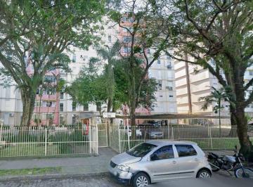Apartamento · 58m² · 2 Quartos · Apartamento no Humaitá de 2 dormitórios semi mobiliado