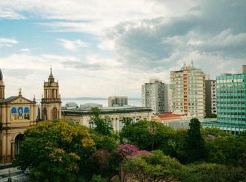 Apartamento · 216m² · 3 Quartos · 1 Vaga · APARTAMENTO 4 DORMITÓRIOS COM VISTA