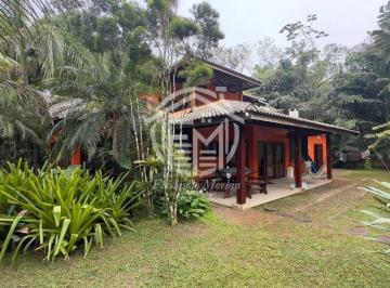 Casa · 200m² · 3 Quartos · Casa à venda na Praia de Itamambuca a 30 metros da Praia