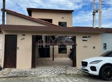 Casa · 118m² · 2 Quartos · 2 Vagas · Espaçoso Sobrado à Venda na Vila Atlântica, Mongaguá - 2 Suítes