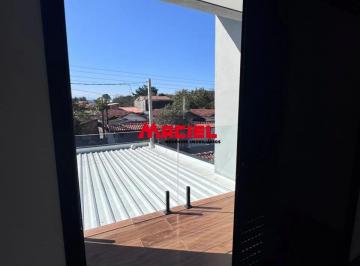 Casa · 372m² · 4 Quartos · 4 Vagas · Casa a venda com quatro suites dois quartos com moveis panejados ,cozinha com planejados e duas edi
