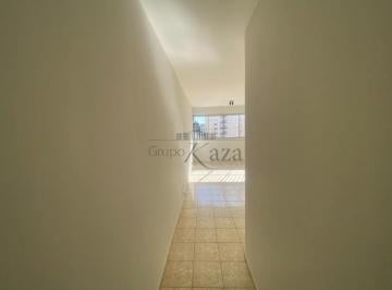 Apartamento · 81m² · 3 Quartos · 1 Vaga · Apartamento - Edifício Luciana - Vila Adyana - São José dos Campos - 3 Dormitórios - 81m².