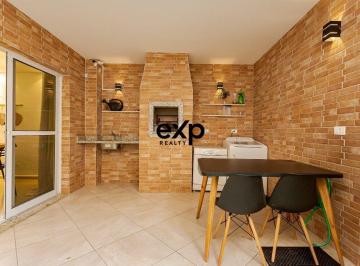 Casa · 200m² · 3 Quartos · 3 Vagas · Sobrado com  quartos, Suíte master, Ático e  vagas no Campo Comprido Curitiba