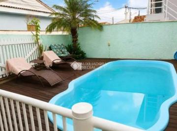 Casa · 100m² · 3 Quartos · 3 Vagas · Auxiliadora Predial aluga Casa com 3 dormitórios, sendo uma suíte no bairro Ingleses -Com Pátio Com