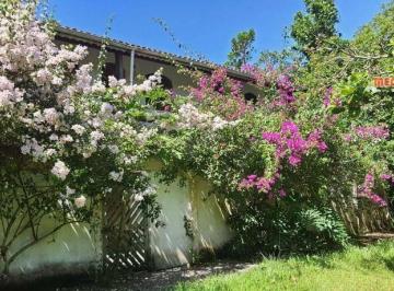 795e55dd5f00243fc002396051c1760cdb48697f · Casa com 10 dormitórios à venda, 412 m² por R$ 980.000,00 - Jardim Guarau - Peruíbe/SP